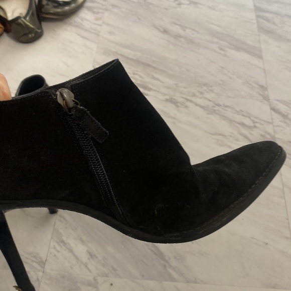 Gucci suede black booties size 8.5 - Picture 5 of 5